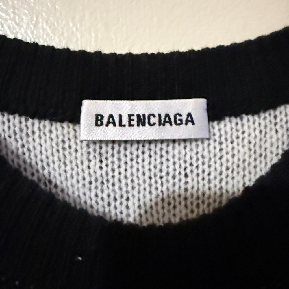 Balenciaga All Over Logo Sweater - Picture 2 of 4